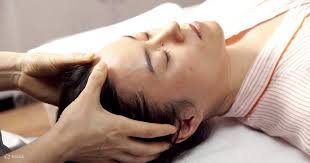 All About Swedish Massage Oils: Popular Scents in Korean Spas